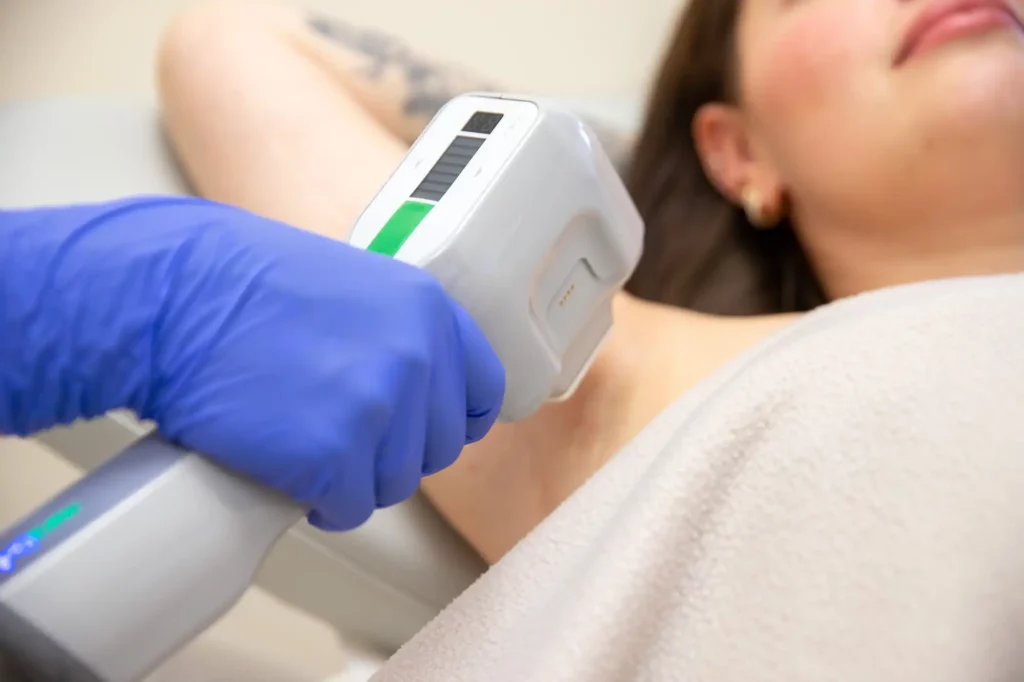 Miradry Laser Medicine Dermatology Munich Sendlinger Tor