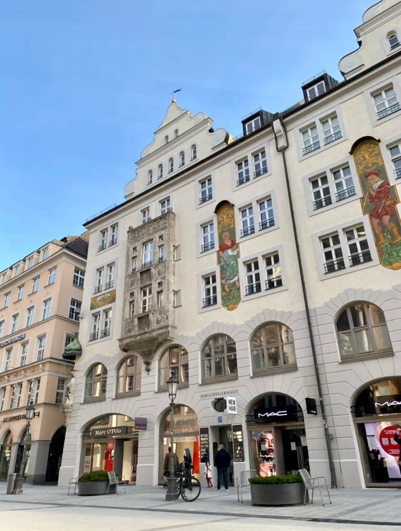 Exterior view of Singlspielerhaus Dermatology Sendlinger_Tor