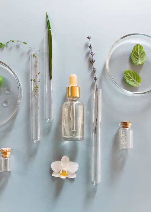 Medizinische Kosmetik Dermatologie Muenchen Sendlinger Tor set of various glassware on table in lab